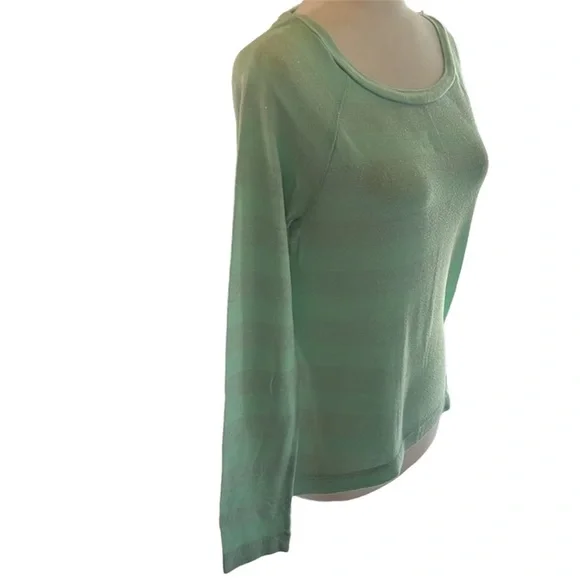 Mossimo Supply High/Low Metallic Striped Top Junior's Size M - Picture 5 of 11